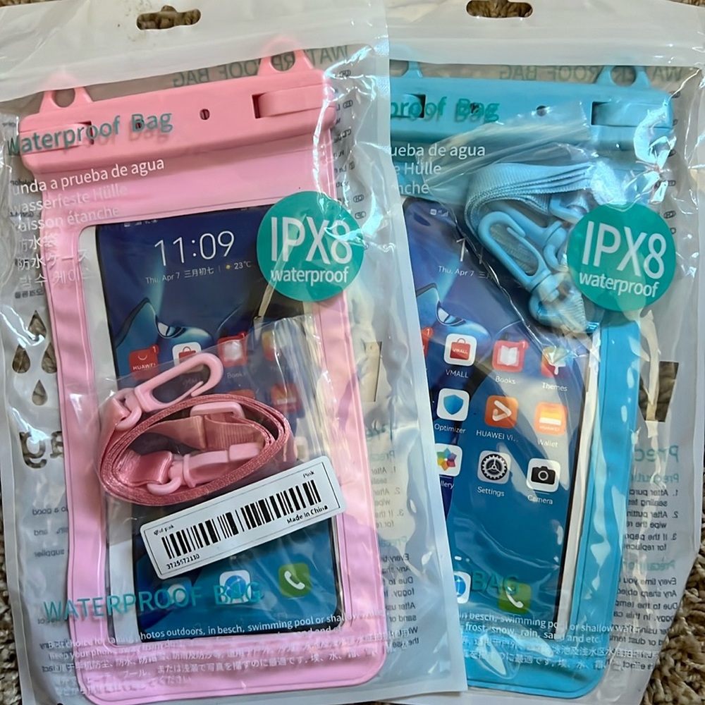 Pair His & Hers Waterproof Phone Pouch “ Set of 2 “ New!     The 4” x 7”